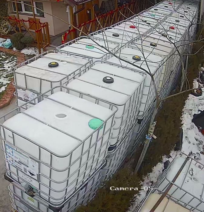 Cu containere ibc 1 t curate igienizate,fosă septica  vindem închiriem butoaie tabla corbu constanta