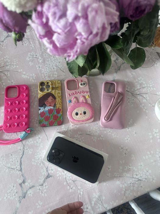 Продам Apple iPhone 16 Pro Max