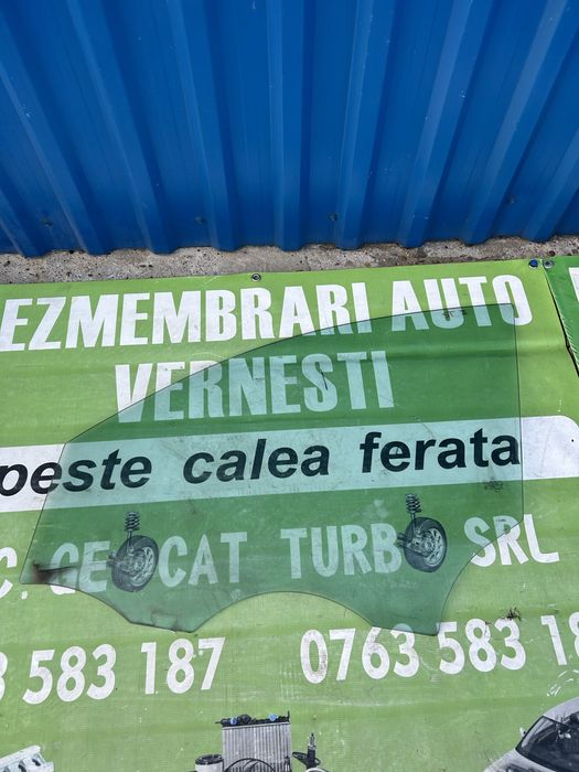 Geam ușă stânga față Mercedes GLE Coupe 2017