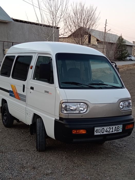 Damas yangi  tez sotamiz kami bor pul kerak