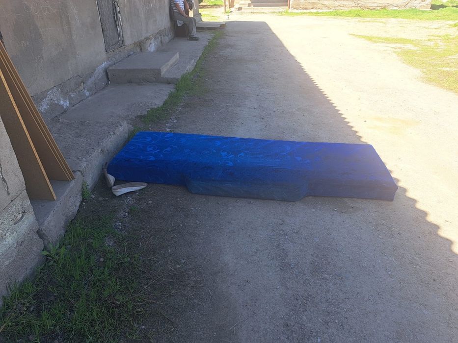 Продам матрас даф 105