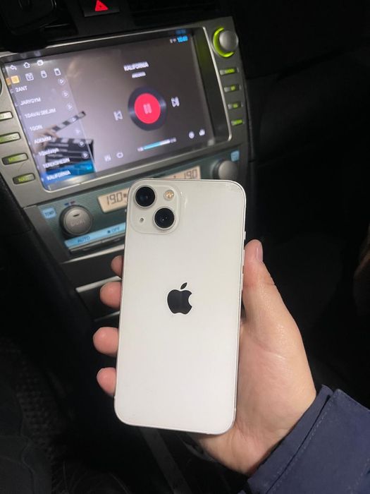 Продам Айфон 13 128 батарея 85