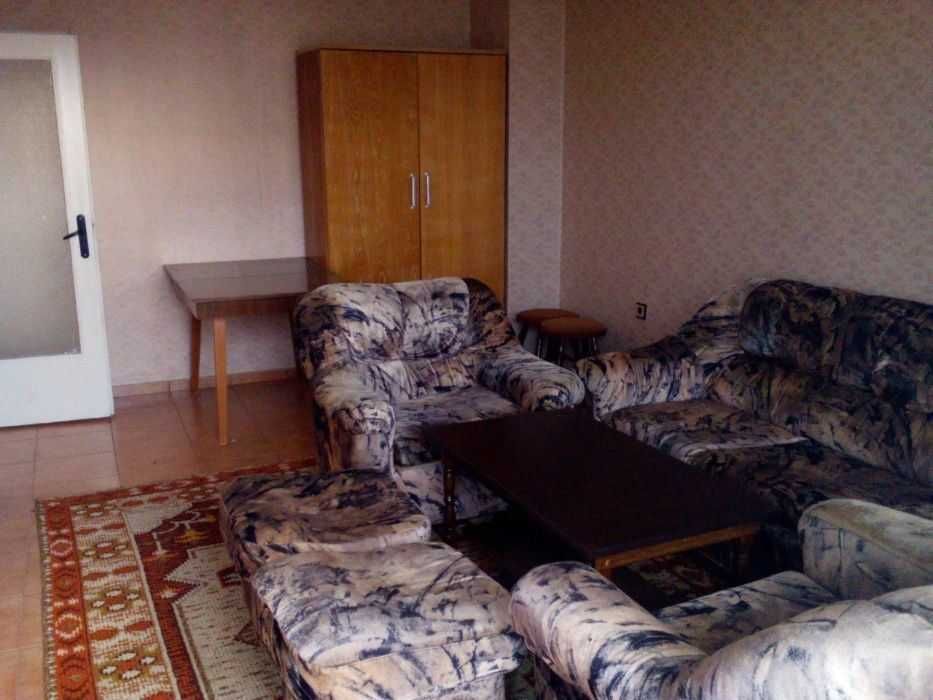 Тристаен апартамент в кв. Левски В