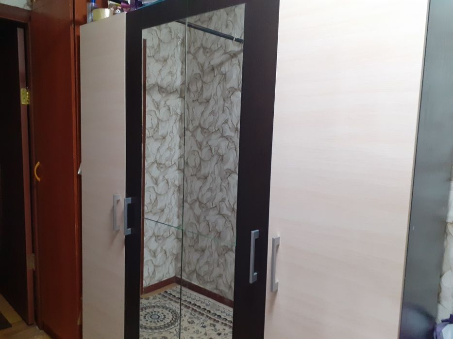 Продам шкаф 4 дверный