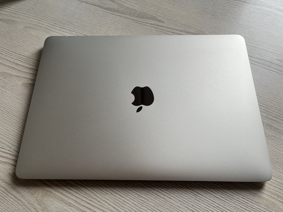 Macbook air m1 8/256
