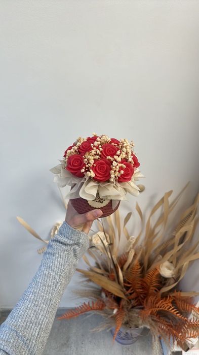 Прекрасни букети от ароматни свещи