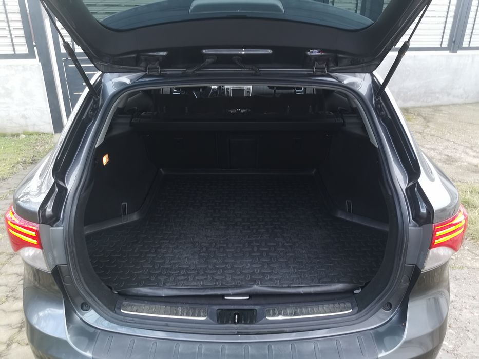 Toyota Avensis, an 2013, motorizare 2.0 diesel,D4D