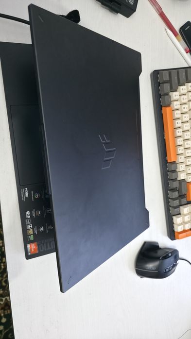 Asus TUF RTX4060/Ryzen 9-7940HS/32gb ddr5/1tb SSD