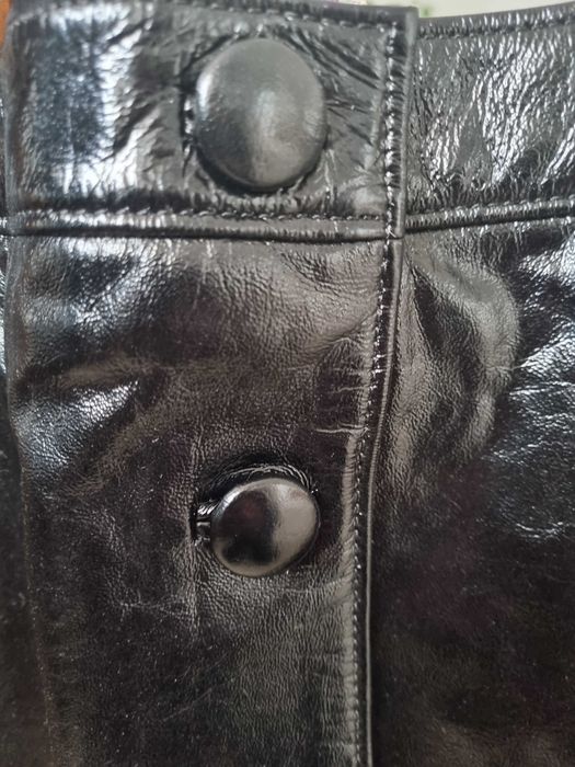 черна  лачена кожена пола COACH