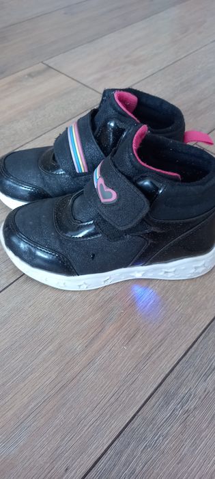 Детская обувь осенняя