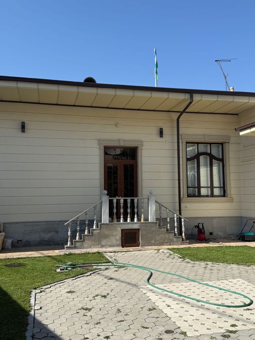 Продается дом.Бадамзар. Казы махалля.