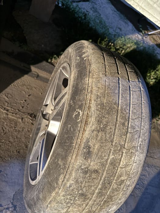 Продаю колесо AMG