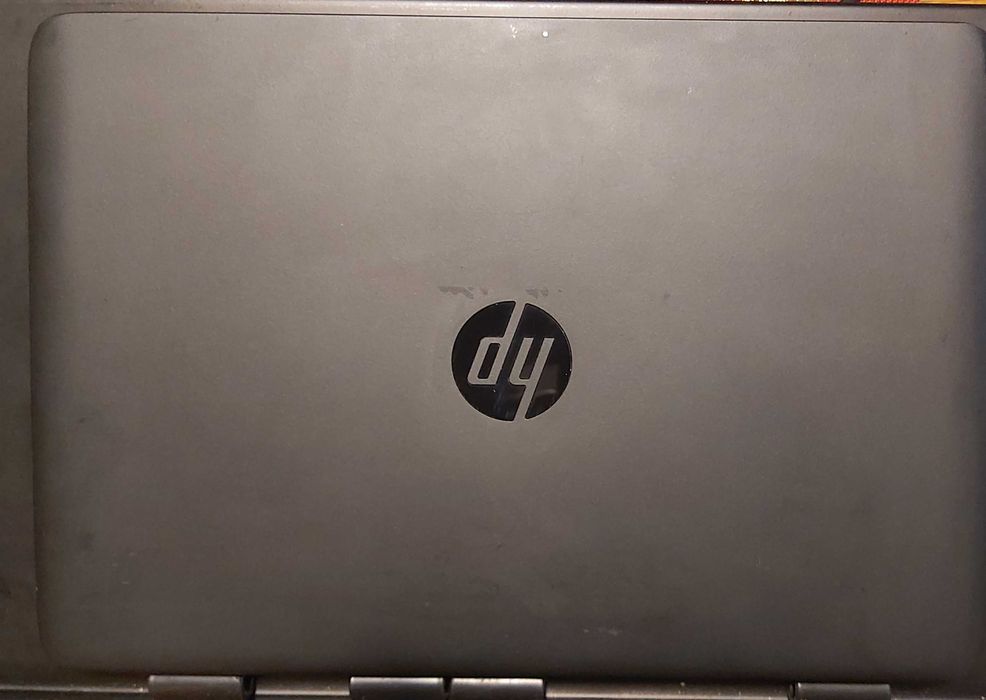 Vând  HP EliteBook 840 G2 i5 tastatura iluminata incomplet