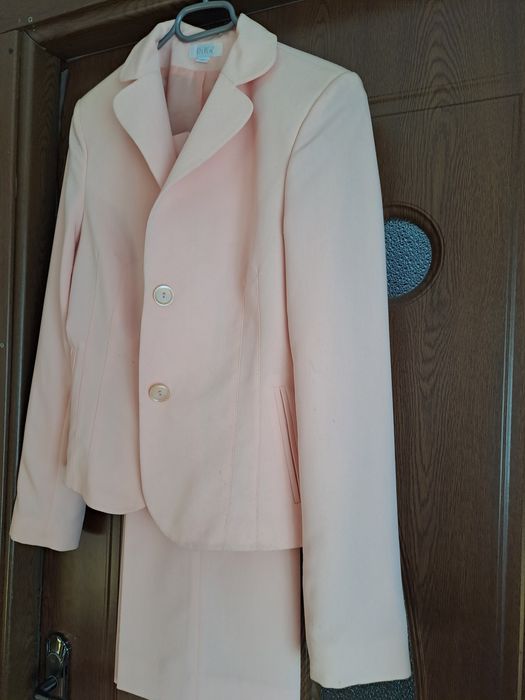 Haine dama clasic și vintage