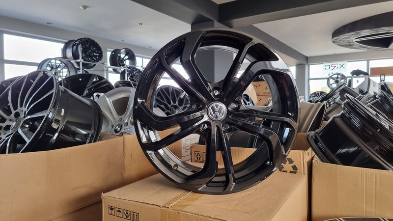 17цола Фолксваген  Vw 5x112  4бр