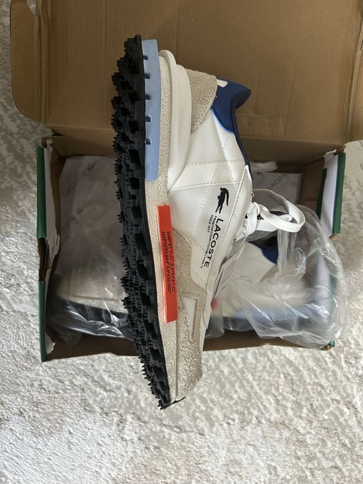 Спортивная обувь