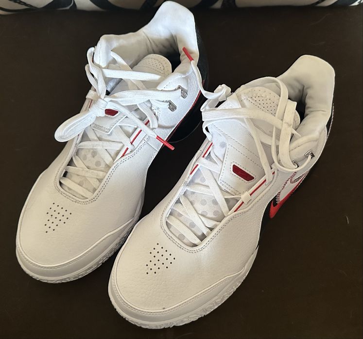 Оригинални маратонки Nike LeBron