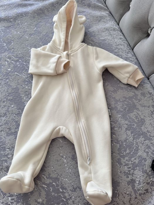 Продам детский комбинезон