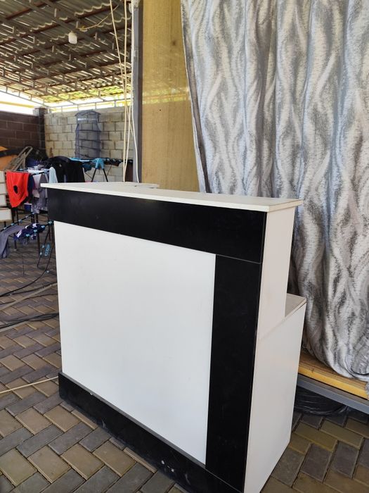 Продается стойка