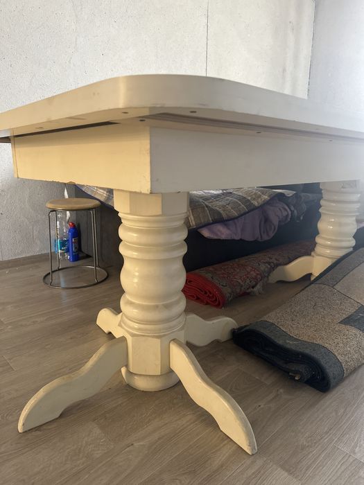 кухонный стол, гостевой стол