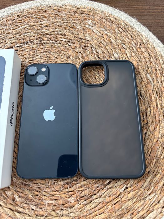 iPhone 13 128 GB + подарък кабел за зареждане и кейс