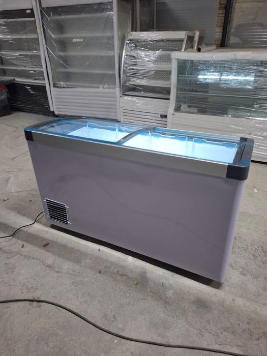 Lada/vitrina frigorifica cu led pentru produse congelate NOUA