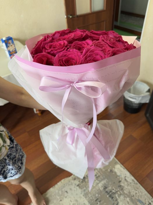 Букеты свежие продаю