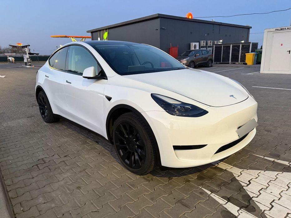 Tesla Model Y 2023, 84000km