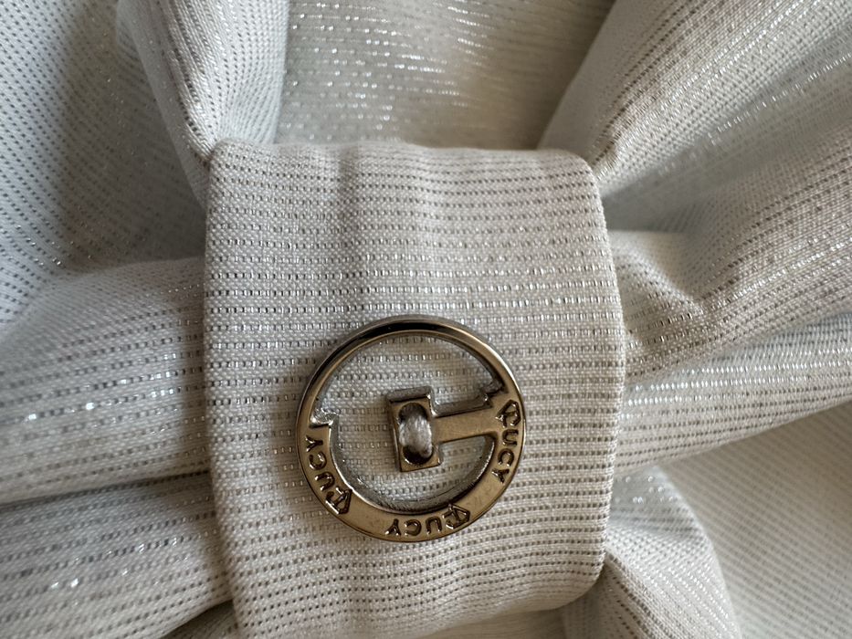 Lucy рокля бяла, елегантна и къса