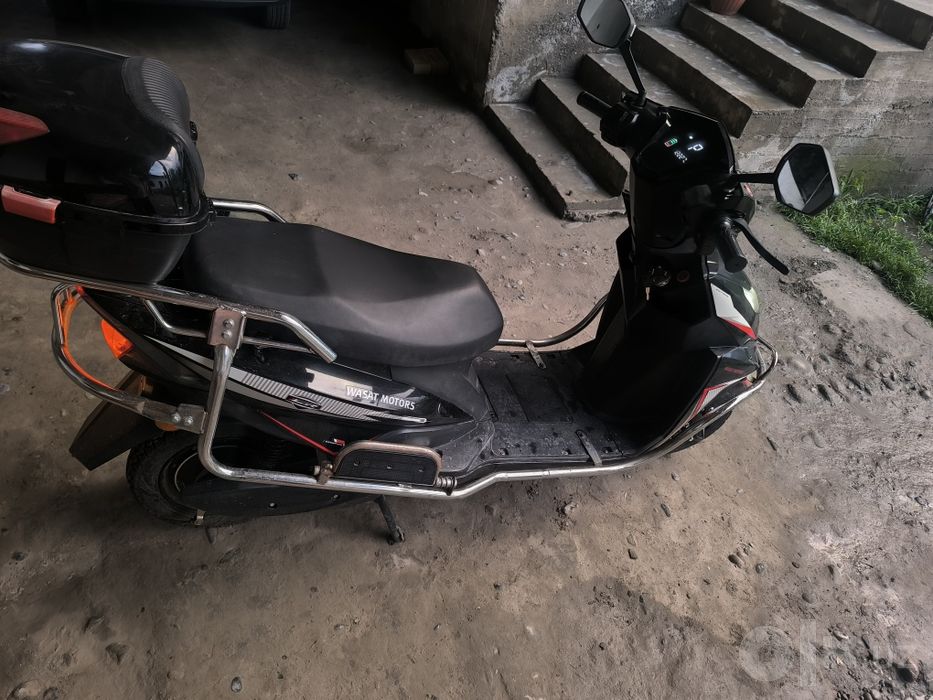 Skuter dugalik wasat motors dan