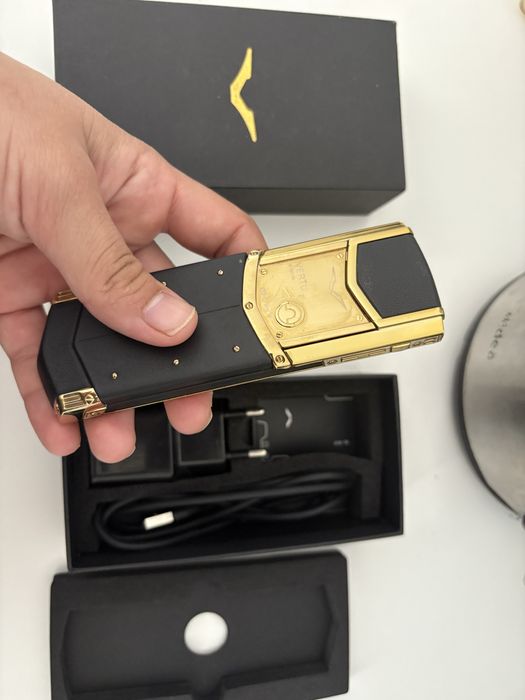 Vertu золото S модель