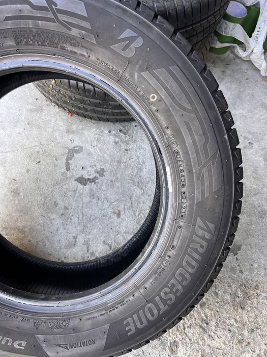 2 anvelope all season 215/65/16 C , Bridgestone , DOT 2021 , 6 mm