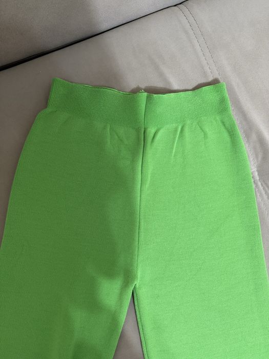 Продам брючный костюм