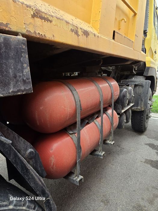 Самосвал DongFen DFL 325 a1