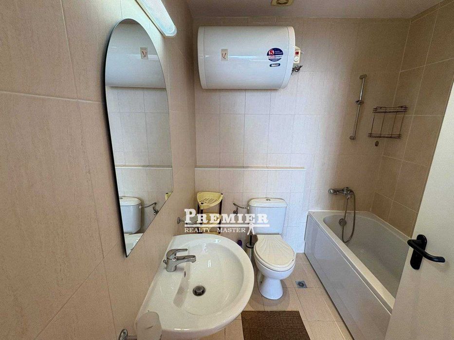Продава се Двустаен апартамент в к.к. Слънчев бряг - 75 кв.м за 1174 €/кв.м - Снимка #18