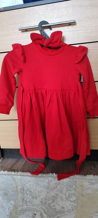 2 детских платья.