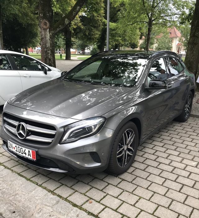 Mercedes GLA 220 4MATIC