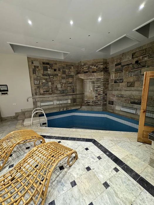 Сдается шикарый уютный дом на 7 соток,на Центр Луночарского (н788)