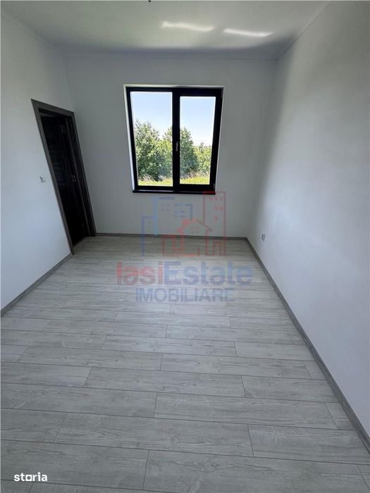 Casa Superba 4 camere cu 2 bai beci terasa Valea Adanca