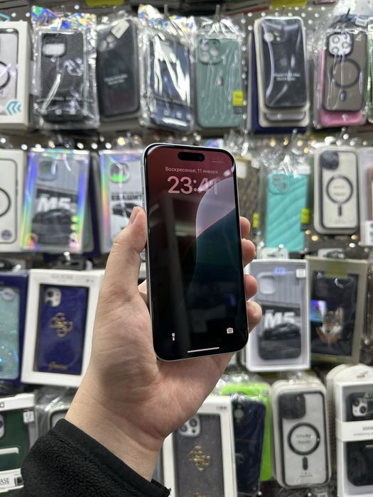 Айфон 15 Акб 90%