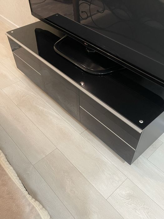 Тумба подставка под телевизор черная