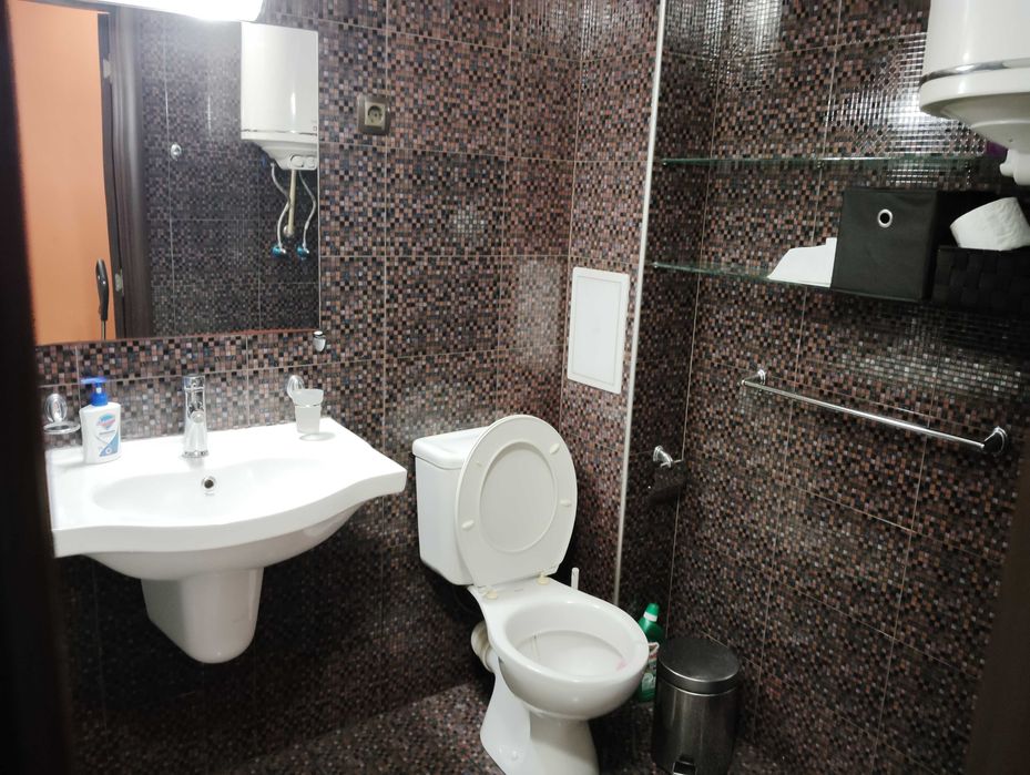 Дава се под наем Двустаен апартамент в Пазарджик, Идеален център - 74 кв.м за 280.5 € - Снимка #8