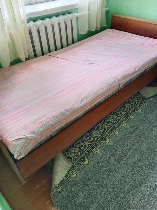 Гарнитур спальный