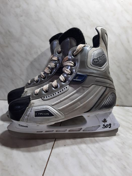Patine hochei hochey 309 Cyklon marime eu 45 ( 29  cm)