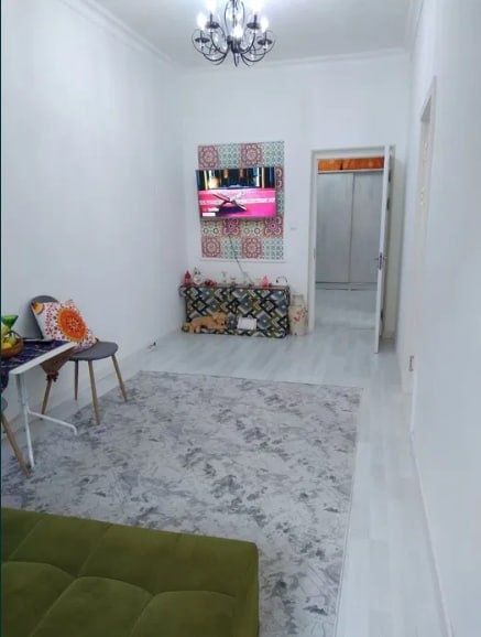 Срочно Продаётся Бобура Новостройка 2/5/5 с мебелью техникой !