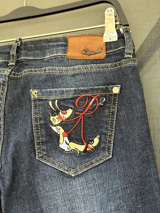 Дамски дънки DSQUARED2 - размер 28, Отлично състояние