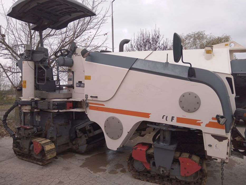 Freza asfalt beton  Wirtgen 500 și 1.000 de inchiriat