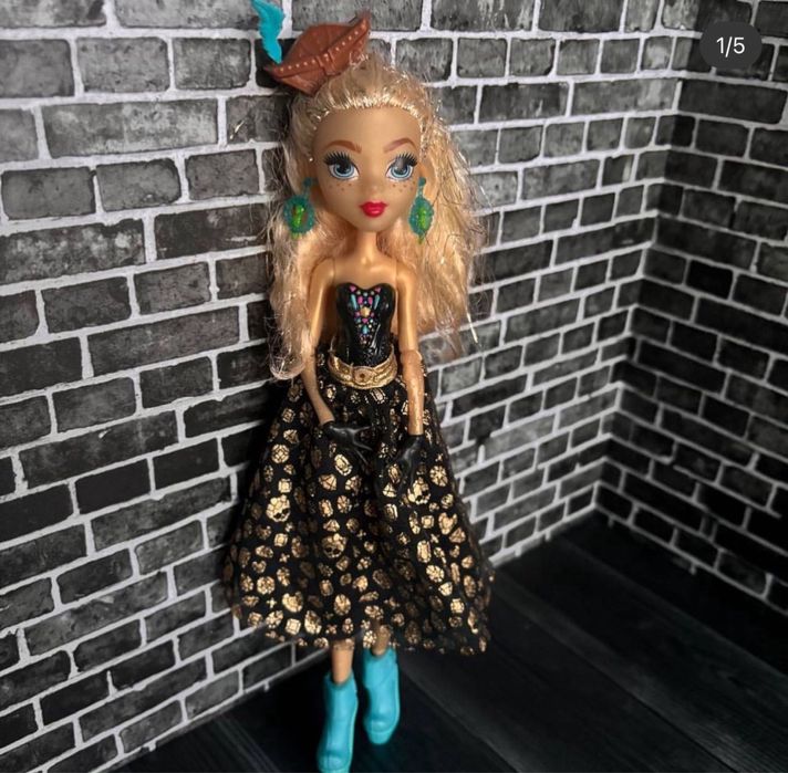 Кукла  монстр  Хай Monster High