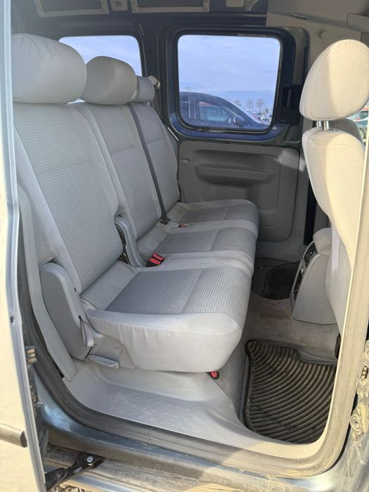 Vând caddy 16.benzina+GPL toate actele sunt la zi