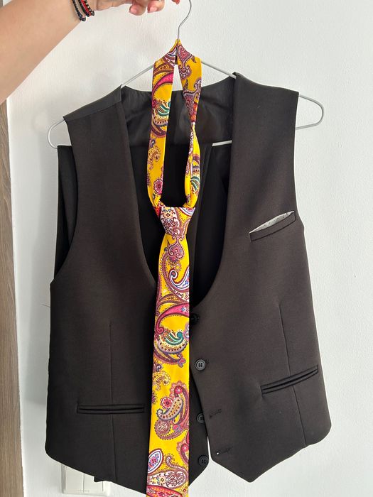 Costum pentru nunta